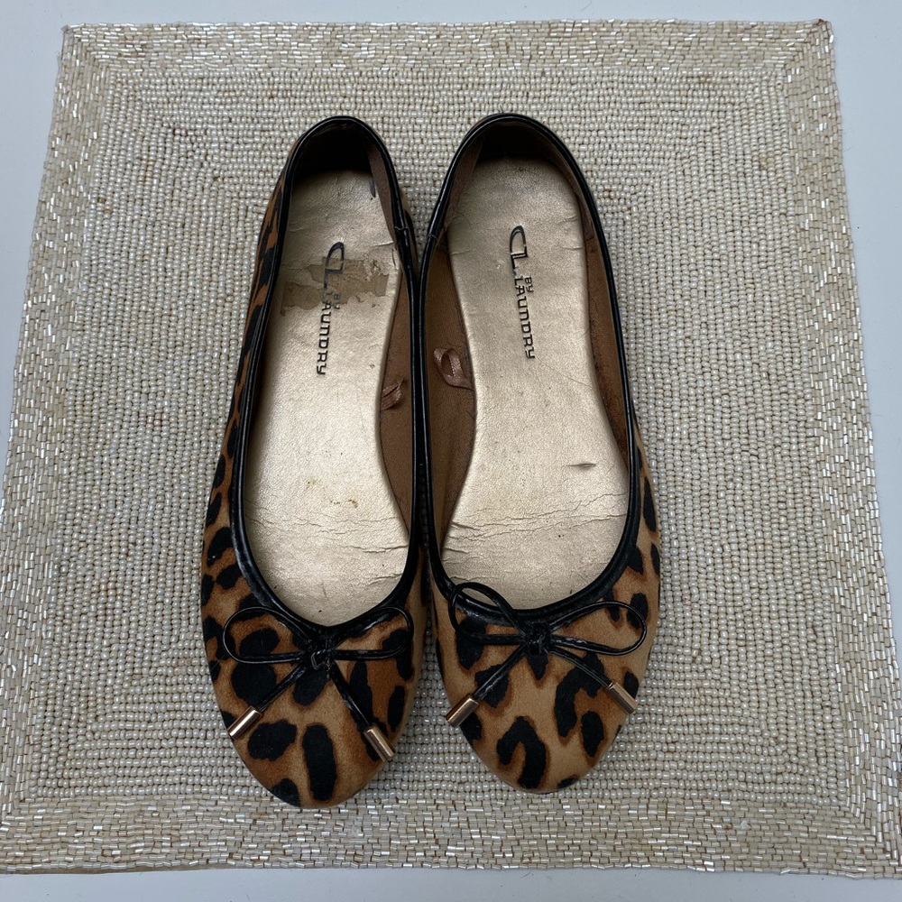 Chinese Laundry leopard flats!
